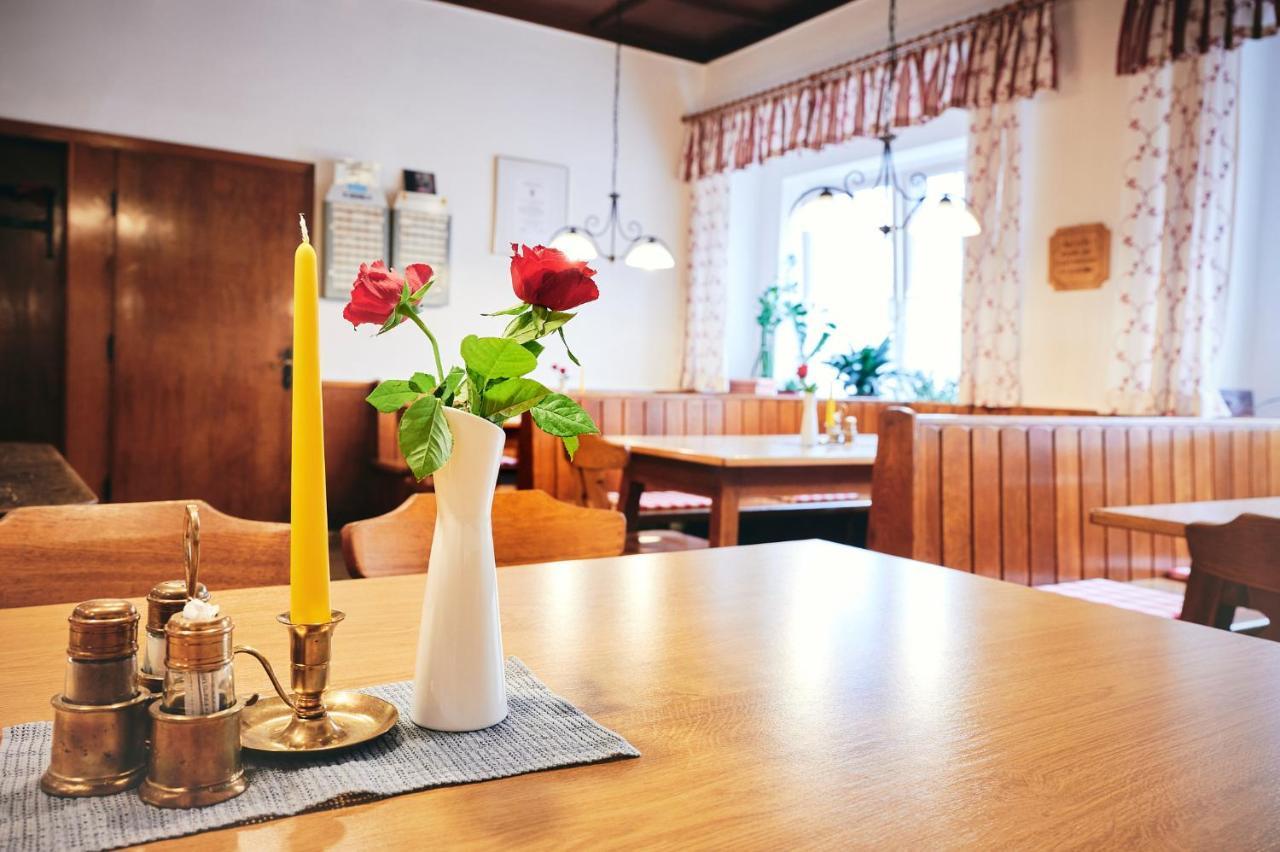 Gasthof Mittendorfer Haag am Hausruck Extérieur photo
